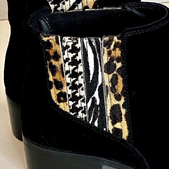 CROWN VINTAGE Black Suede Ankle Boots Animal Print on Side Shaft 2” Heel Size 8 - Picture 5 of 12